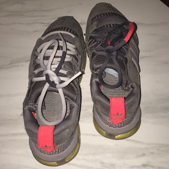 Adidas - A//D MO2E01 - Twinstrike Size 10.5 - Picture 4 of 5